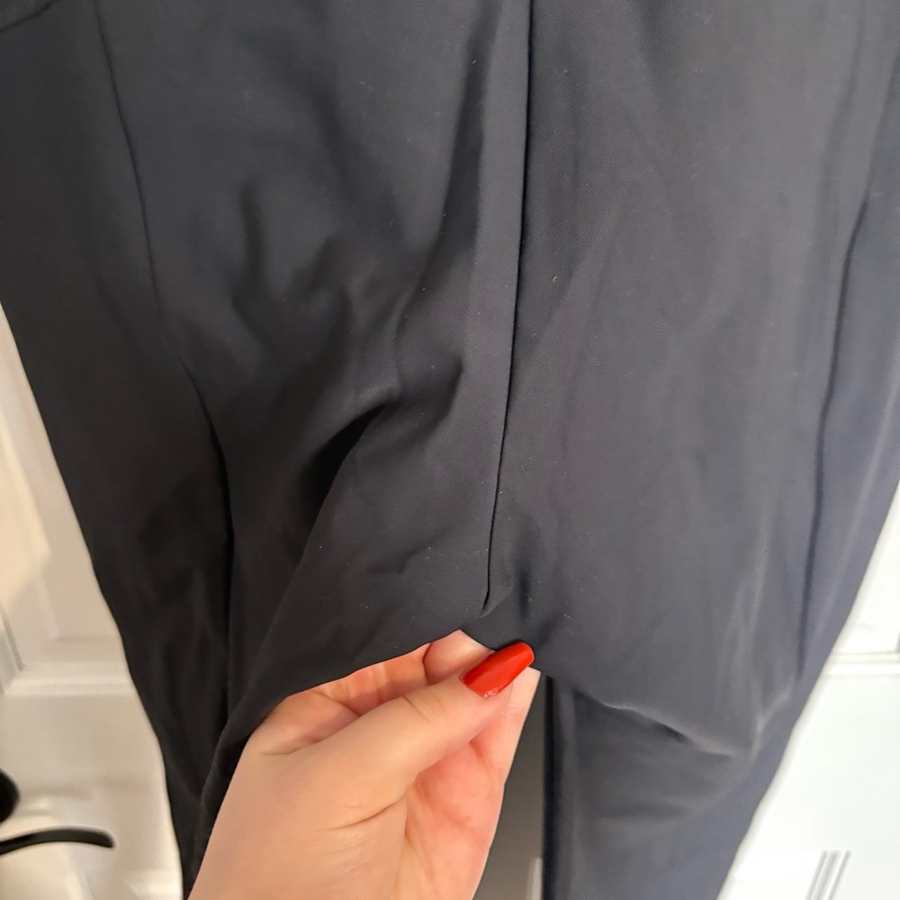 Athleta Black High Waisted Athletic Activewear Leggings Pants Zipper Pockets - Picture 9 of 12